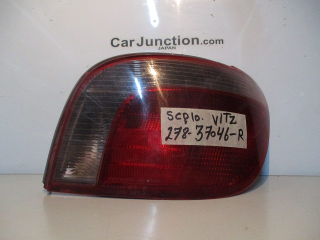Used Toyota  TAIL LAMP RIGHT